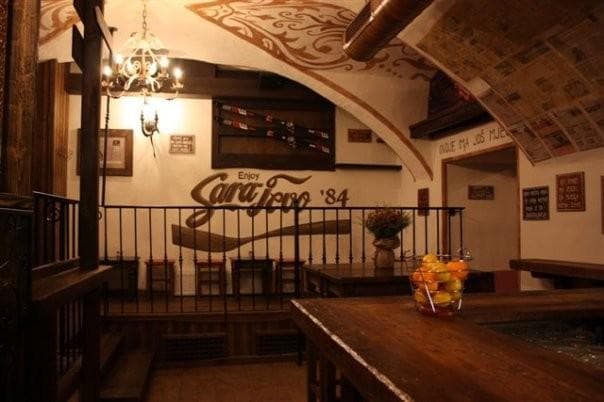 ČEVAPČIČI, PLESKAVICA, PREBRANEC, BAKLAVA, SARMICE, ČEVABDŽINICA SARAJEVO 84, LJUBLJANA