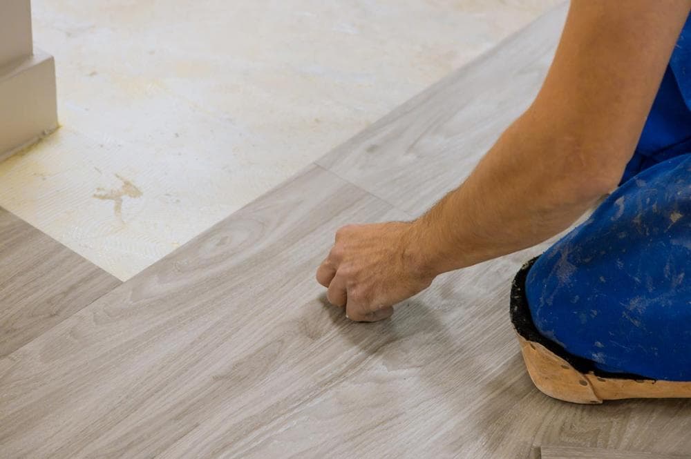 PINCH, POLAGANJE LVT, PVC TALNIH OBLOG, MORAVČE
