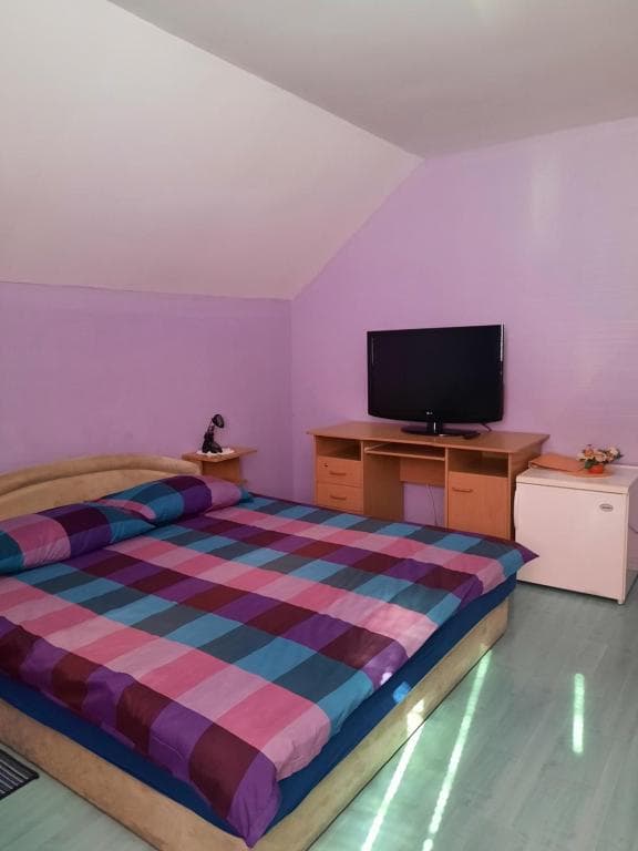 SOBE IN APARTMA ČEHOVIN, ROOMS, POSTOJNA
