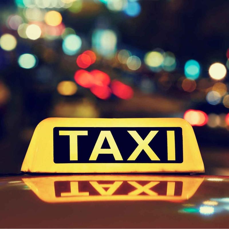 TAXI AIRPORT LJUBLJANA, PREVOZ NA LETALIŠČE, PREVOZ OSEB, PREVOZI BLEIWEIS 