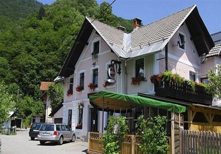 Restauracija Bohinj, Gostilna pri Hrvatu