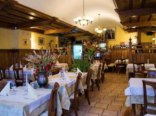 PRENOČIŠČA, GOSTIŠČE PORTAL, LESKOVAČKI ŽAR, LJUBLJANA