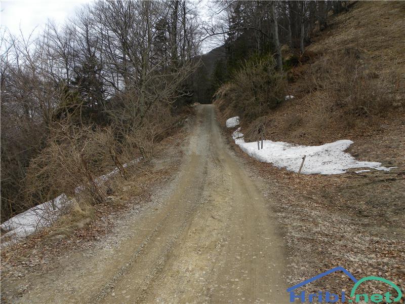 Planinski dom vrhe sobe smučišče medvednica