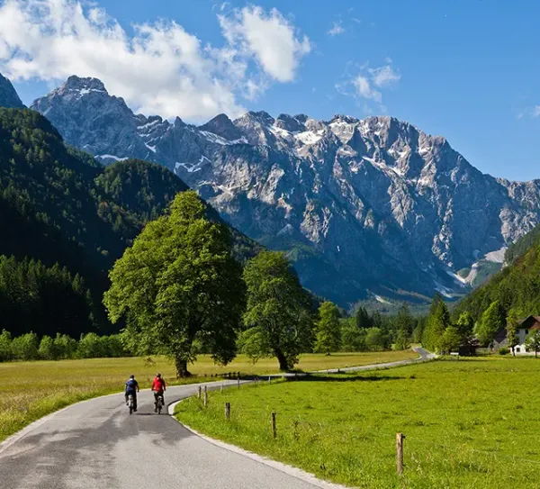 Turizem loka, apartmaji, sobe, wellness, škofja loka 