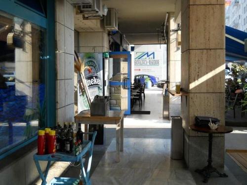 GOSTILNICA & BAR SVETILNIK, LJUBLJANA