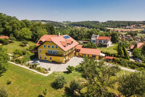 ROOMS PTUJ - SOBE V PTUJU, PRENOČIŠČA PANORAMA