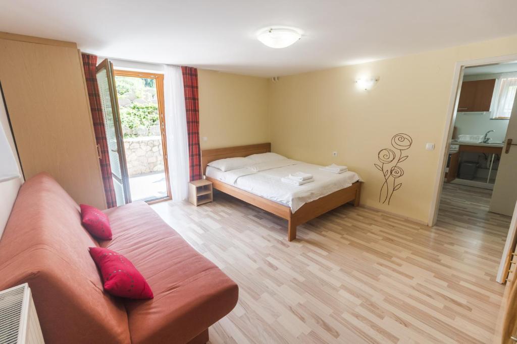 Apartmaji Heingman Bohinj, Ribičev laz