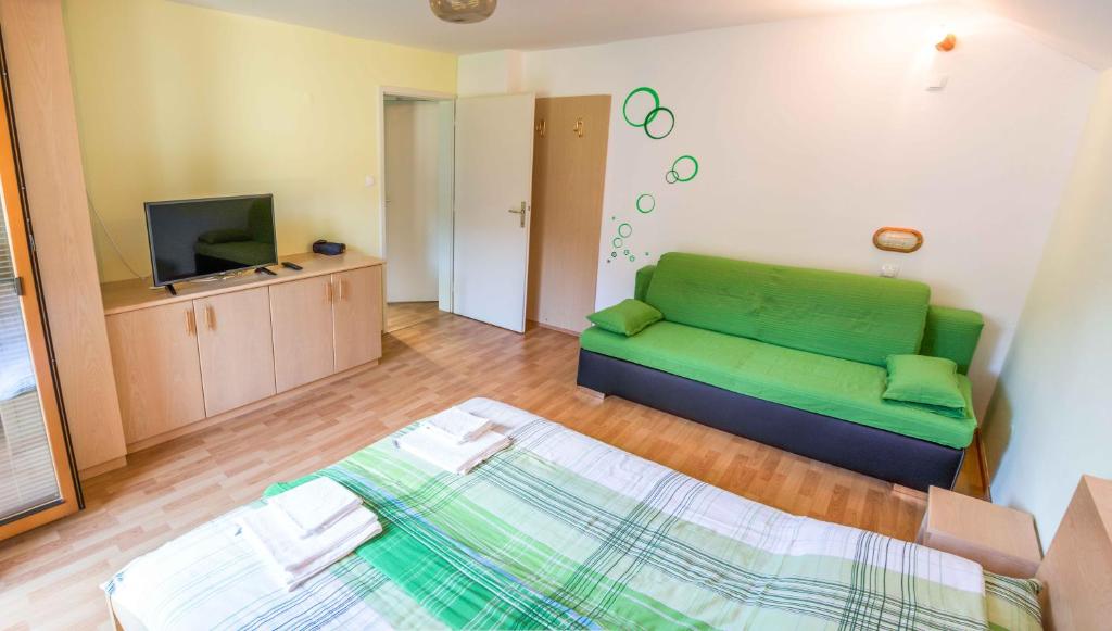 Apartmaji Heingman Bohinj, Ribičev laz