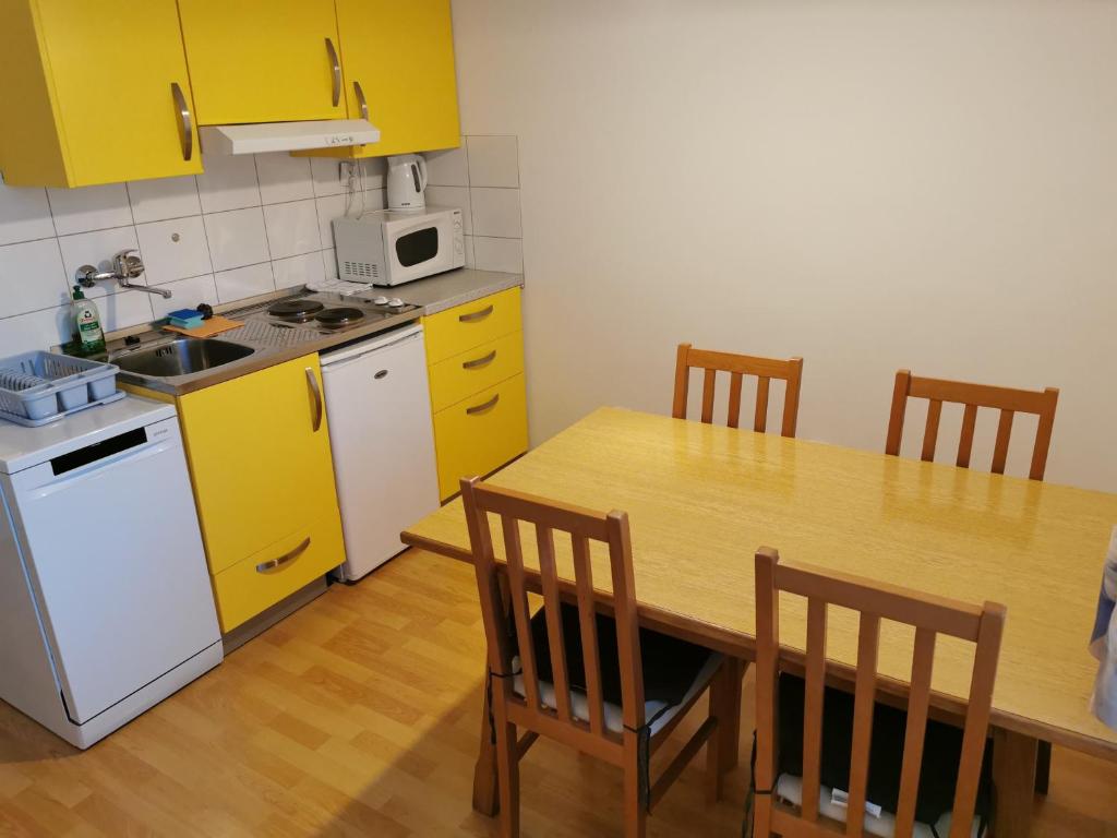 Apartmaji Heingman Bohinj, Ribičev laz