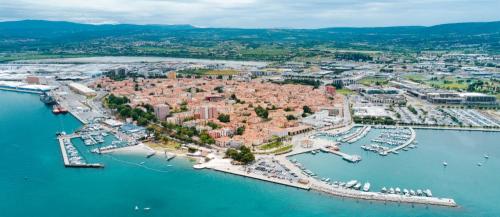 KOMBI PREVOZ OSEB KOPER, TAXI KOMBI KOPER