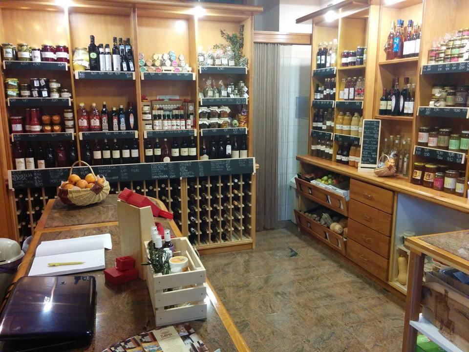 Local food wine and gift shop Portoroz