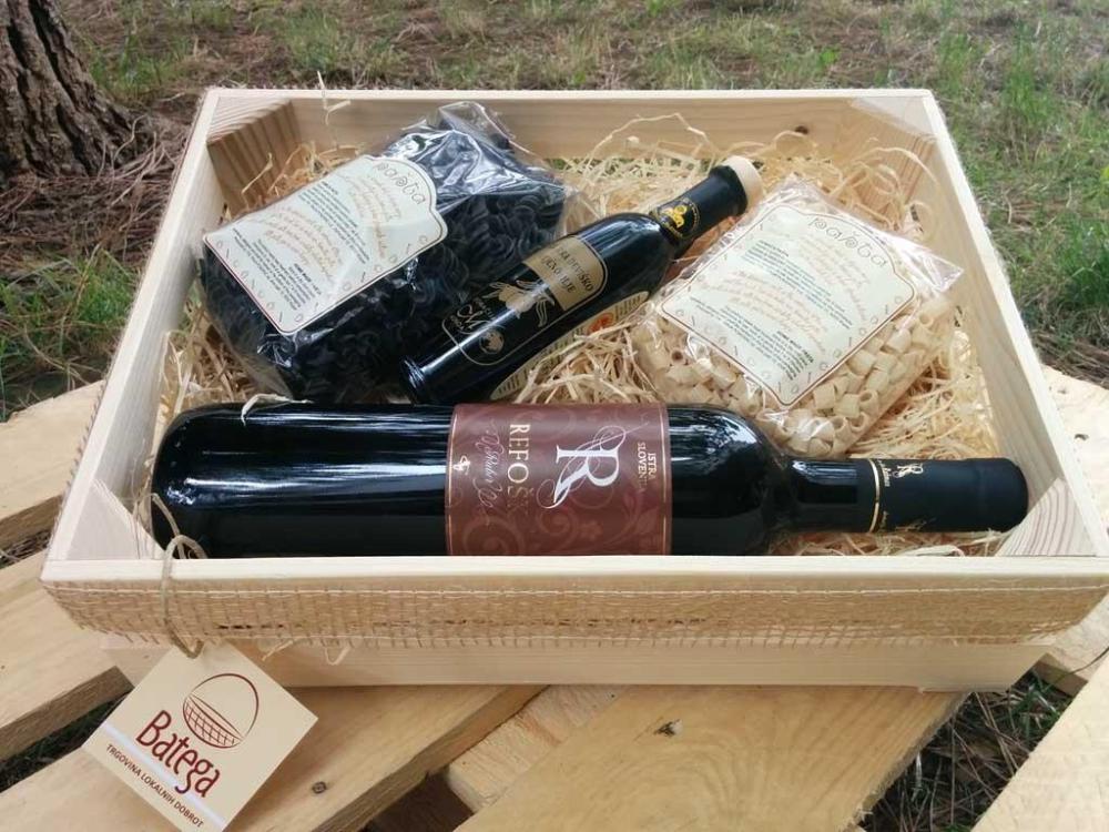 Local food wine and gift shop Portoroz