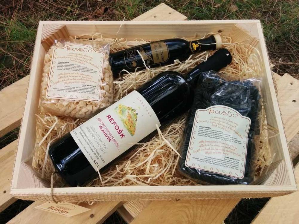 Local food wine and gift shop Portoroz