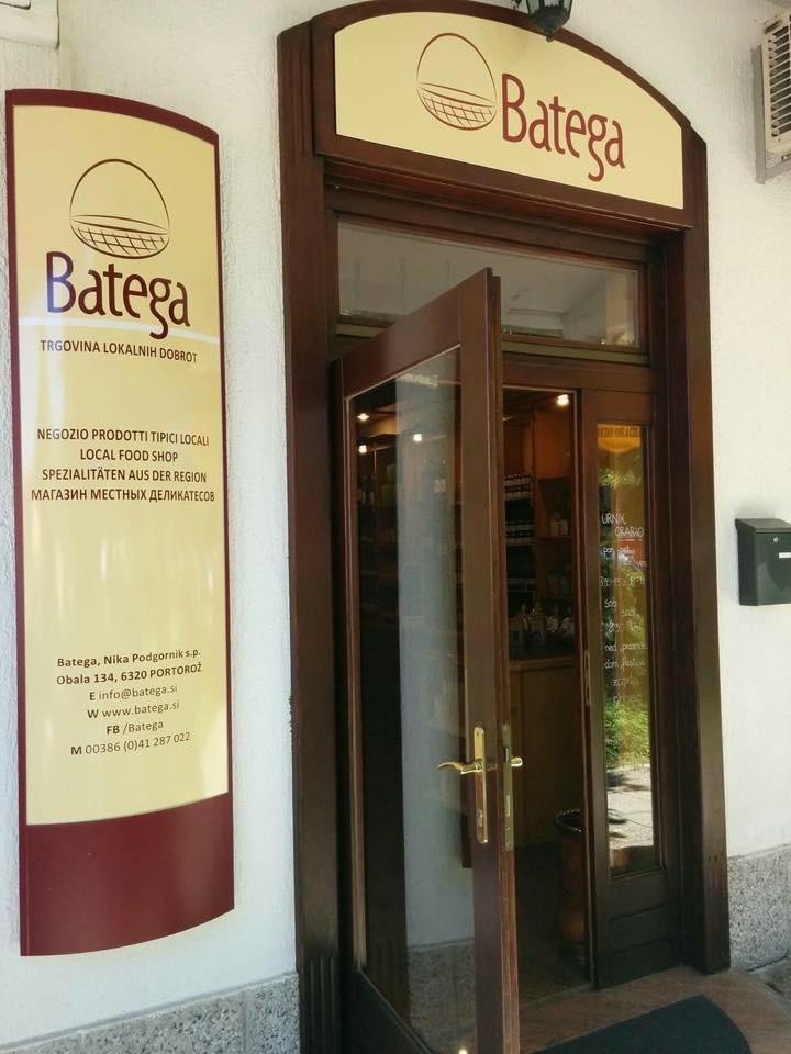 Local food wine and gift shop Portoroz