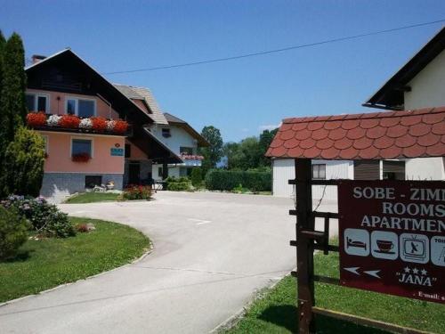 ROOMS AIRPORT LJUBLJANA-BRNIK SKI RESORT KRVAVEC