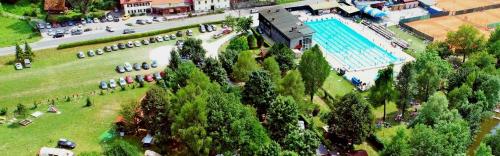 KAMP RESNIK, KAMNIK