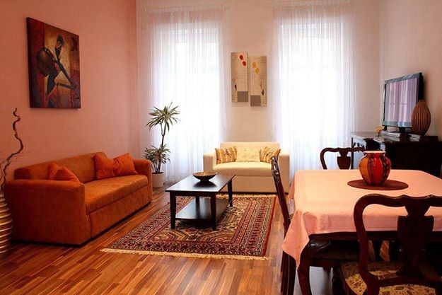 APARTMAJI CEBALO, ZAGREB