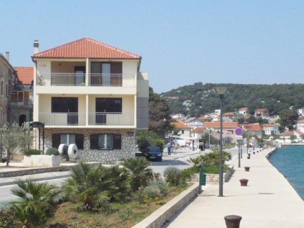 APARTMAJI GABRE, TISNO, OTOK MURTER